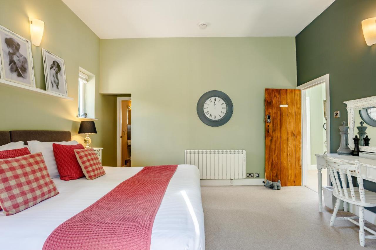 Broadrock Apartment *