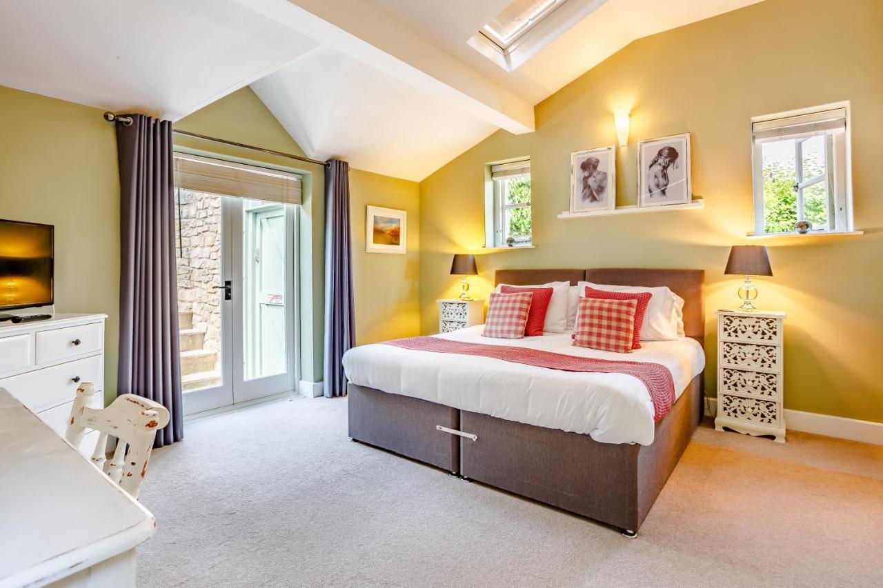 Broadrock Apartment *